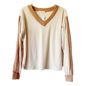 NWT Rib knit long sleeve vneck sweater